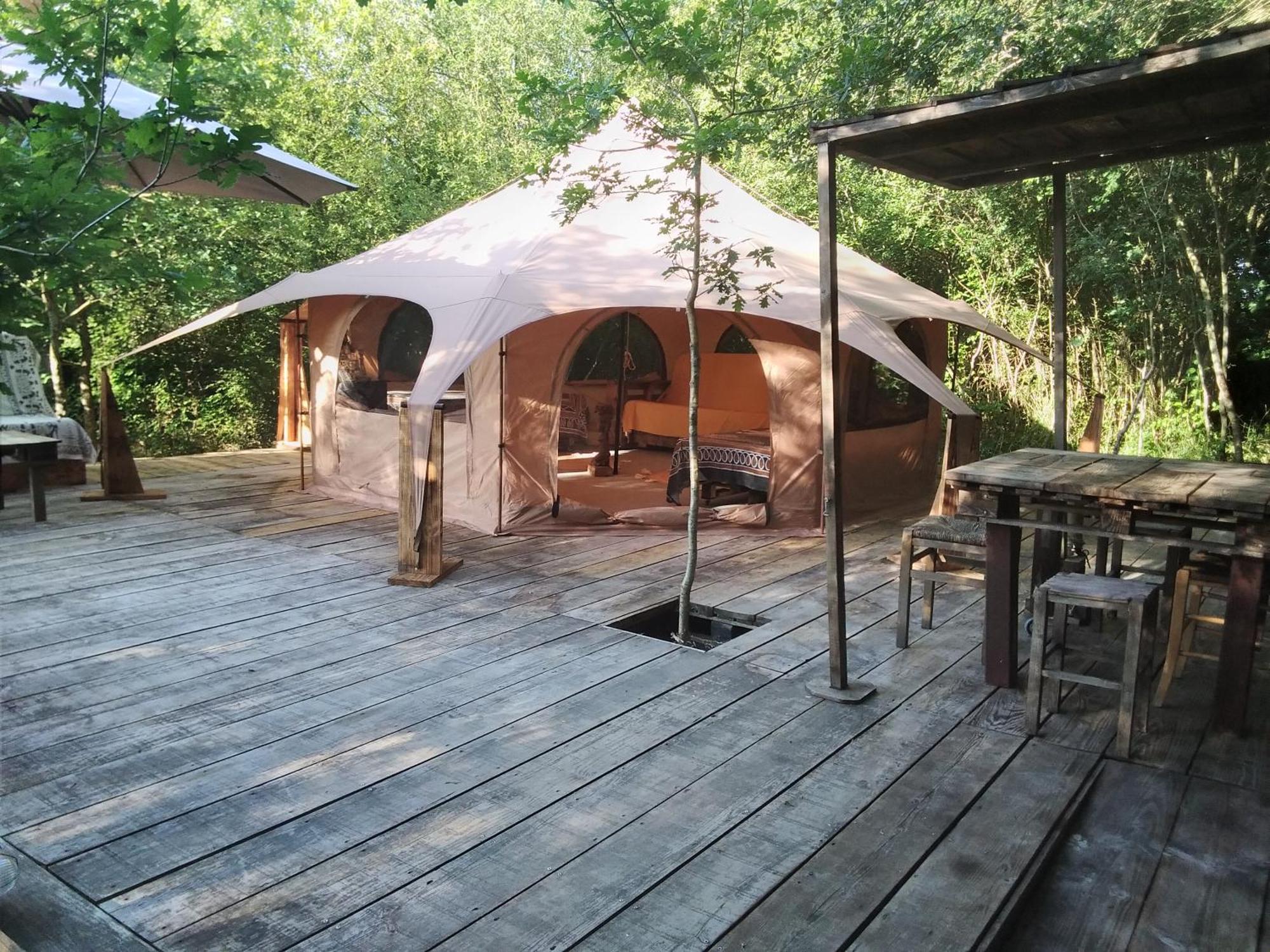 Tente Safari Lodge Dans Foret Luxuriante Vielle-Tursan Bagian luar foto