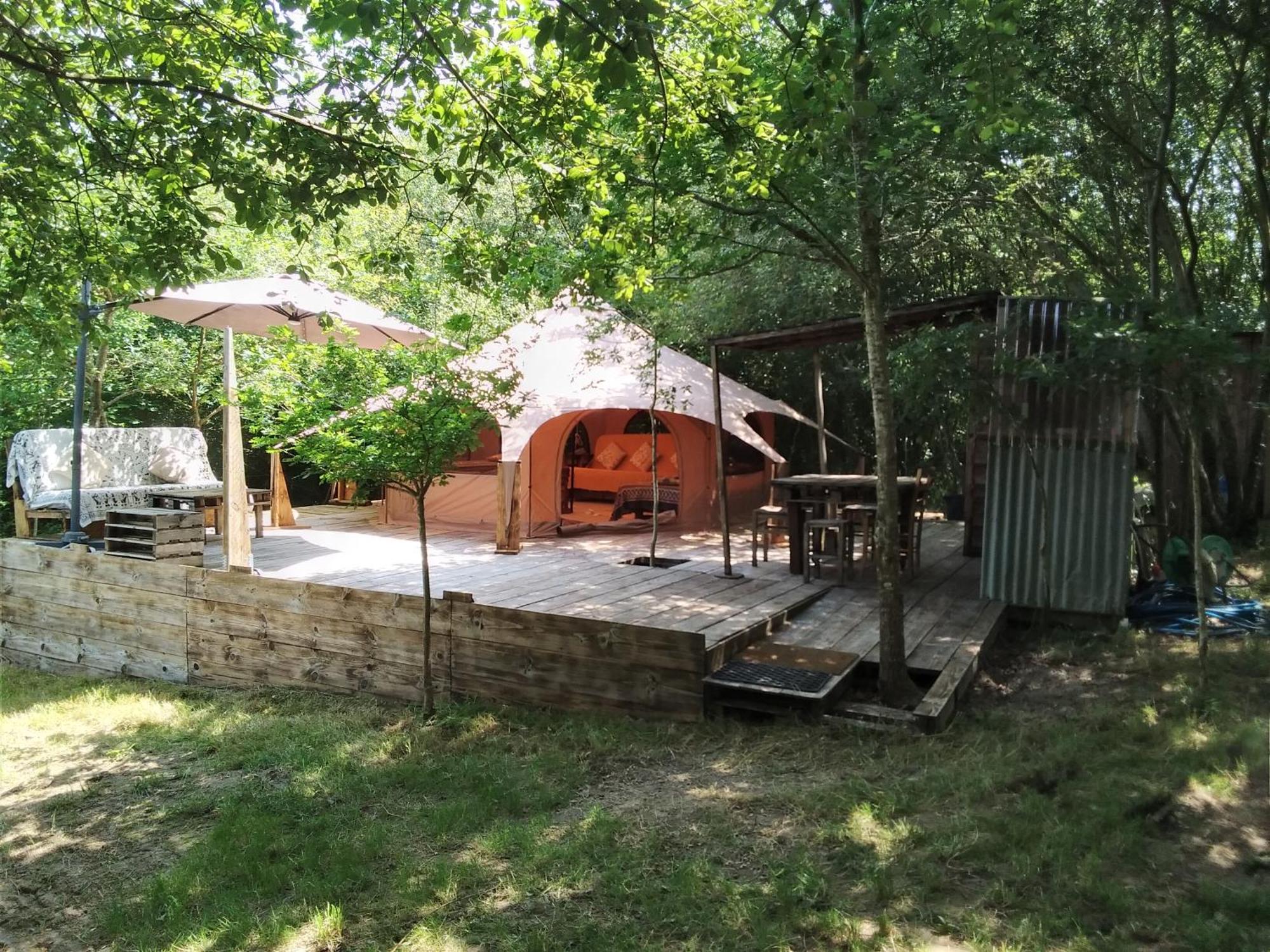 Tente Safari Lodge Dans Foret Luxuriante Vielle-Tursan Bagian luar foto